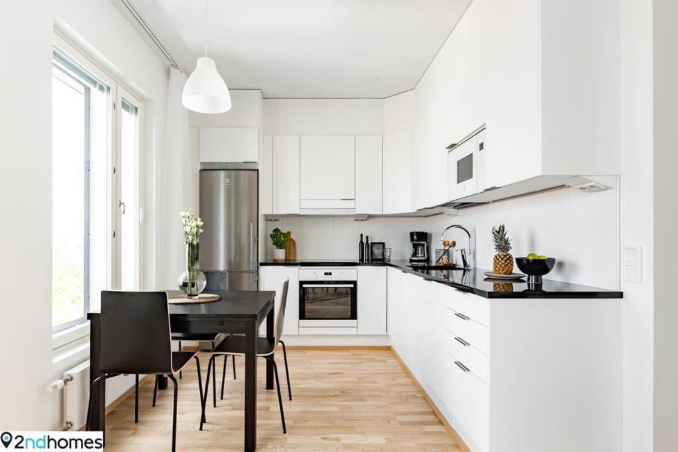 "Kanava" - New 1Br Apartment With Sauna, Balcony & Views, Hosted By 2Ndhomes Tammerfors Exteriör bild